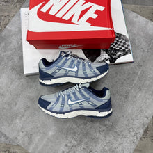 Load image into Gallery viewer, Shoes