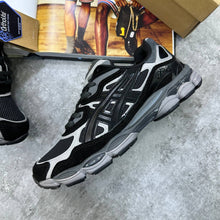 Load image into Gallery viewer, Shoes