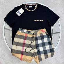 Load image into Gallery viewer, T-shirt