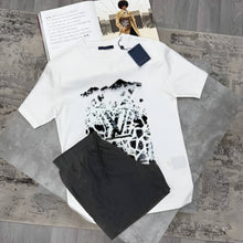 Load image into Gallery viewer, T-shirt