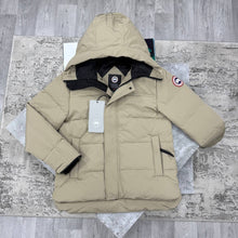 Load image into Gallery viewer, Jacket