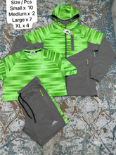 Load image into Gallery viewer, T-shirt