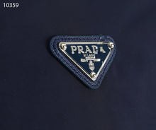Load image into Gallery viewer, Jacket
