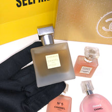 Load image into Gallery viewer, Perfume