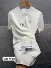 Load image into Gallery viewer, T-shirt