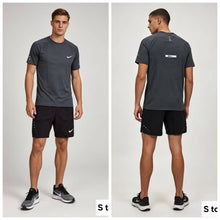 Load image into Gallery viewer, Tshirt