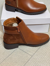 Load image into Gallery viewer, Shoes