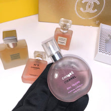 Load image into Gallery viewer, Perfume