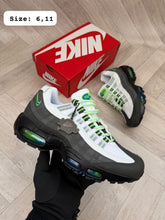 Load image into Gallery viewer, Shoes