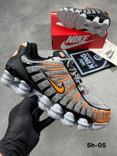 Load image into Gallery viewer, Shoes