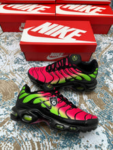 Load image into Gallery viewer, Shoes