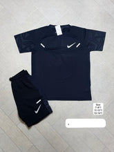 Load image into Gallery viewer, Tshirt