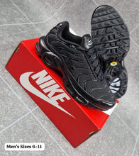 Load image into Gallery viewer, Shoes