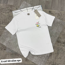 Load image into Gallery viewer, T-shirt