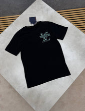 Load image into Gallery viewer, T-shirt