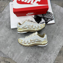 Load image into Gallery viewer, Shoes