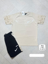 Load image into Gallery viewer, Tshirt
