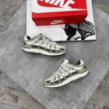 Load image into Gallery viewer, Shoes