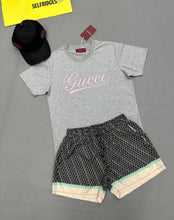 Load image into Gallery viewer, Tshirt