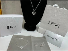 Load image into Gallery viewer, Necklace