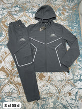 Load image into Gallery viewer, Tracksuit men