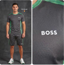 Load image into Gallery viewer, T-shirt