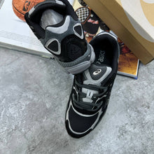 Load image into Gallery viewer, Shoes