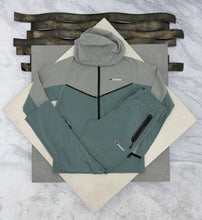 Load image into Gallery viewer, Tracksuit men