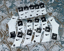 Load image into Gallery viewer, Socks