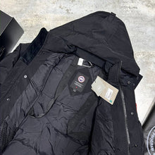 Load image into Gallery viewer, Jacket