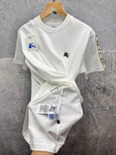 Load image into Gallery viewer, T-shirt