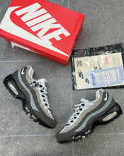 Load image into Gallery viewer, Shoes men