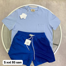 Load image into Gallery viewer, Tshirt