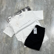 Load image into Gallery viewer, T-shirt