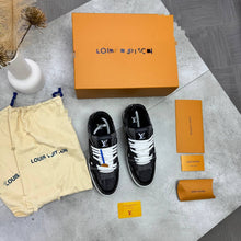 Load image into Gallery viewer, Shoes