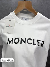 Load image into Gallery viewer, T-shirt