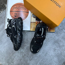 Load image into Gallery viewer, Shoes