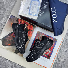 Load image into Gallery viewer, Shoes men