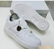 Load image into Gallery viewer, Shoes