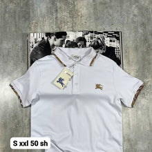 Load image into Gallery viewer, T-shirt