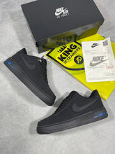 Load image into Gallery viewer, Shoes