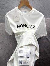 Load image into Gallery viewer, T-shirt