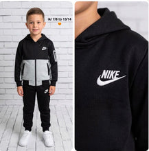 Load image into Gallery viewer, Tracksuit