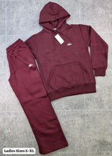 Load image into Gallery viewer, Tracksuit women