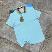 Load image into Gallery viewer, Tshirt