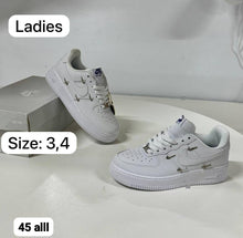 Load image into Gallery viewer, Shoes