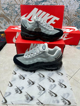 Load image into Gallery viewer, Shoes