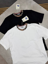 Load image into Gallery viewer, T-shirt