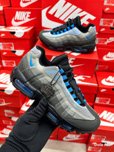 Load image into Gallery viewer, Shoes