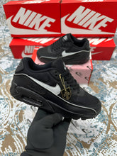 Load image into Gallery viewer, Shoes